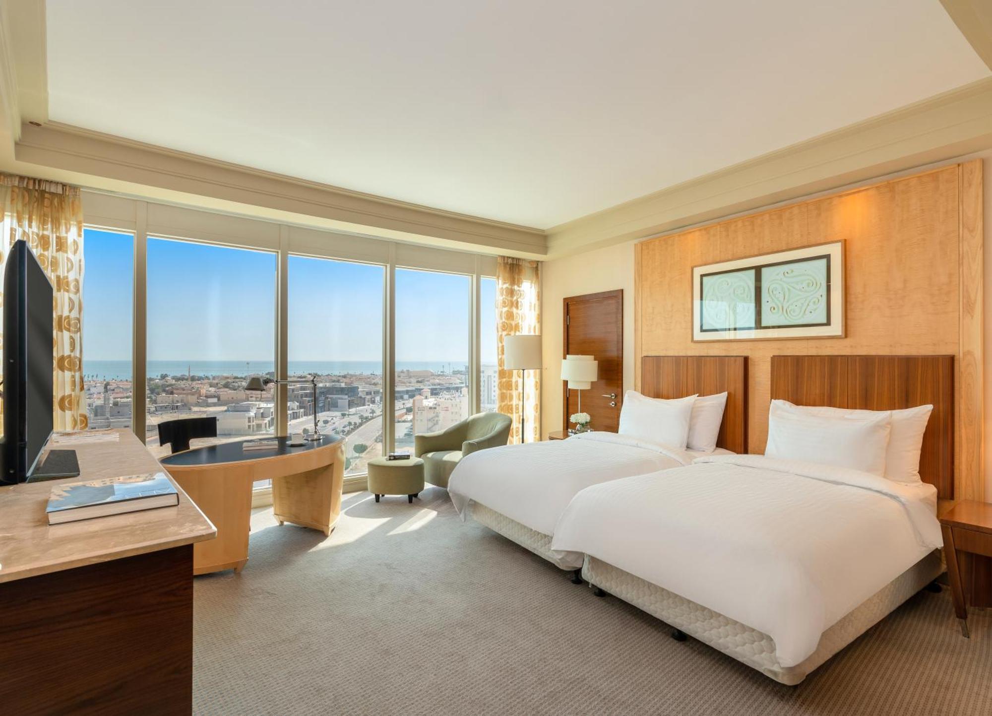 Moevenpick Hotel Al Khobar Eksteriør billede Deluxe room