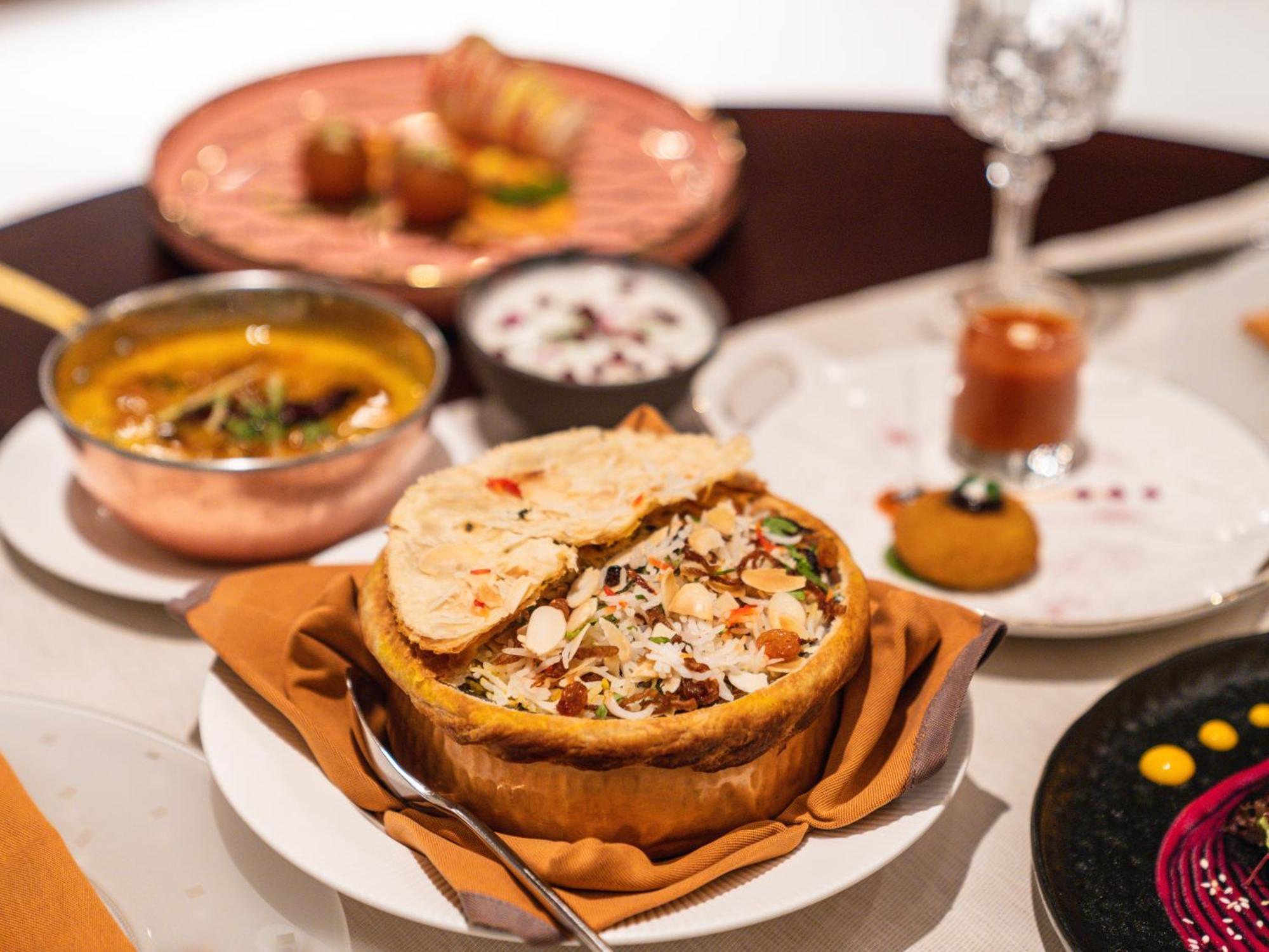 Moevenpick Hotel Al Khobar Eksteriør billede Hyderabadi biryani