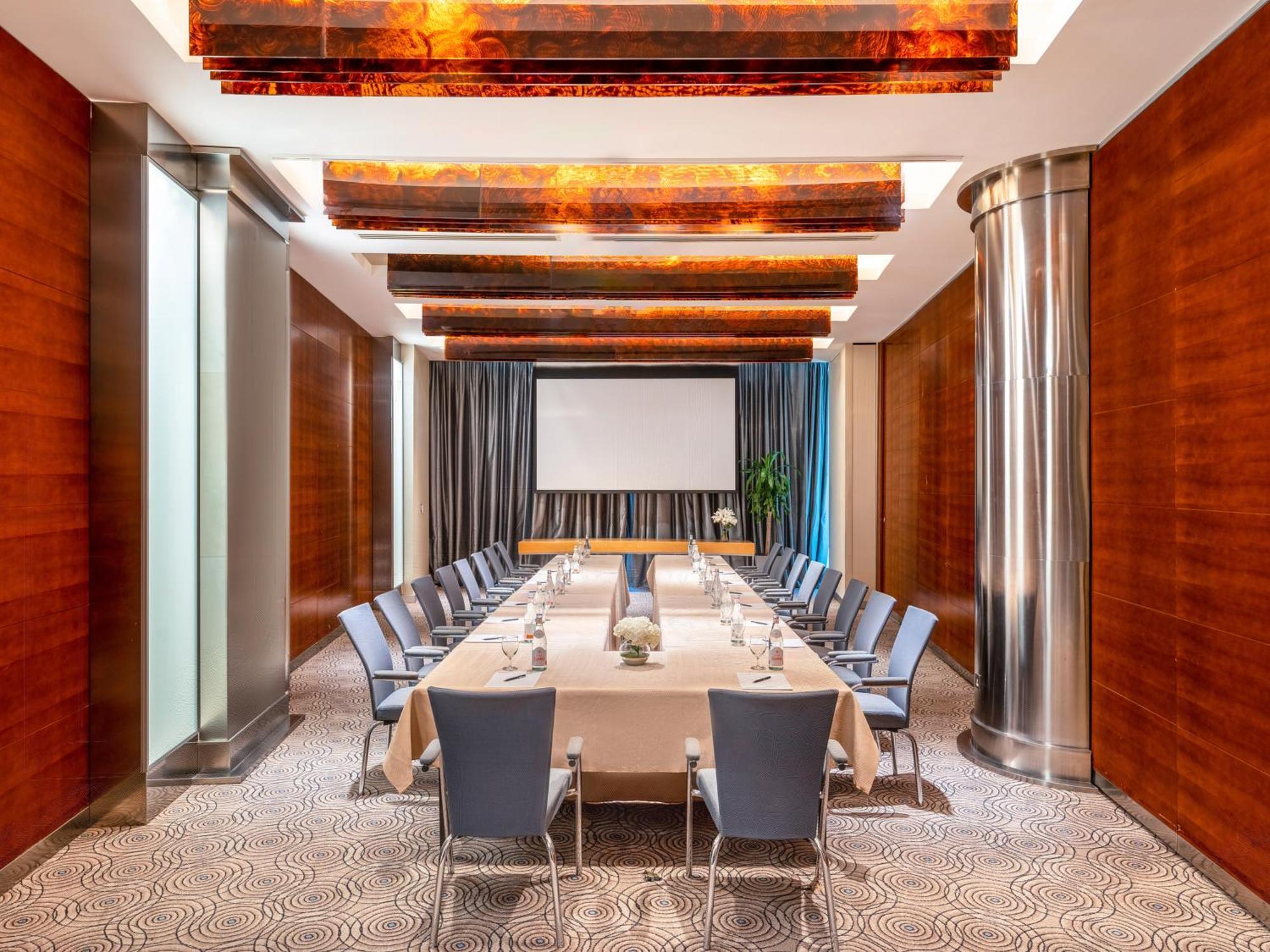 Moevenpick Hotel Al Khobar Eksteriør billede Meeting room