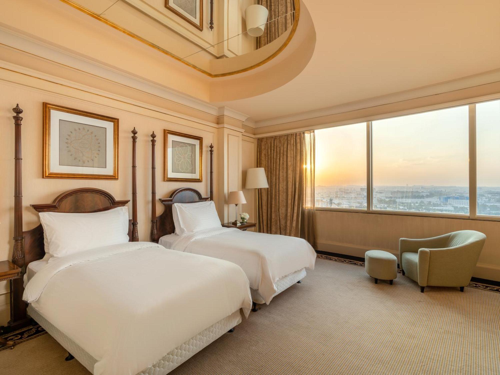 Moevenpick Hotel Al Khobar Eksteriør billede Deluxe Room