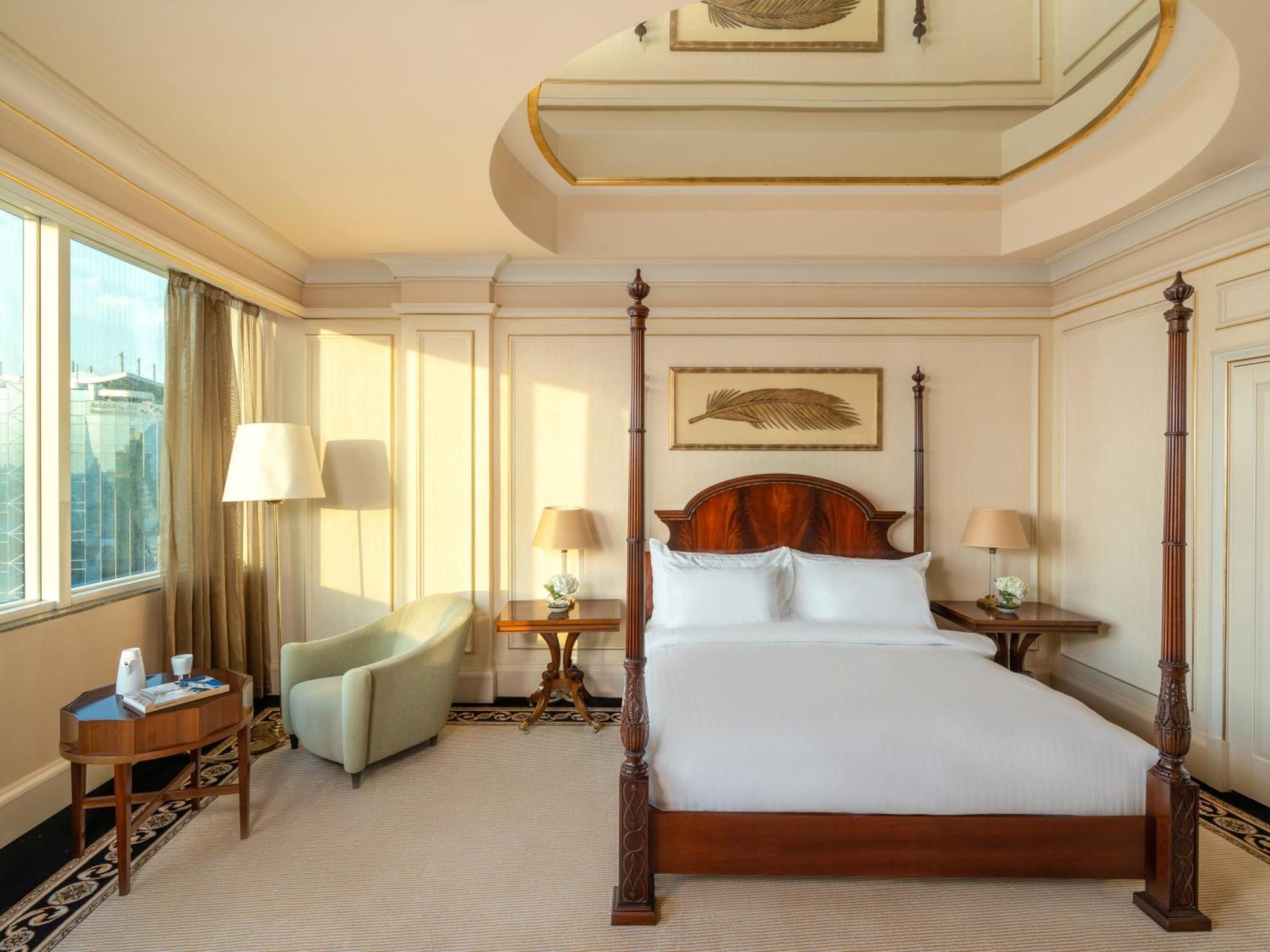 Moevenpick Hotel Al Khobar Eksteriør billede A bedroom at the hotel