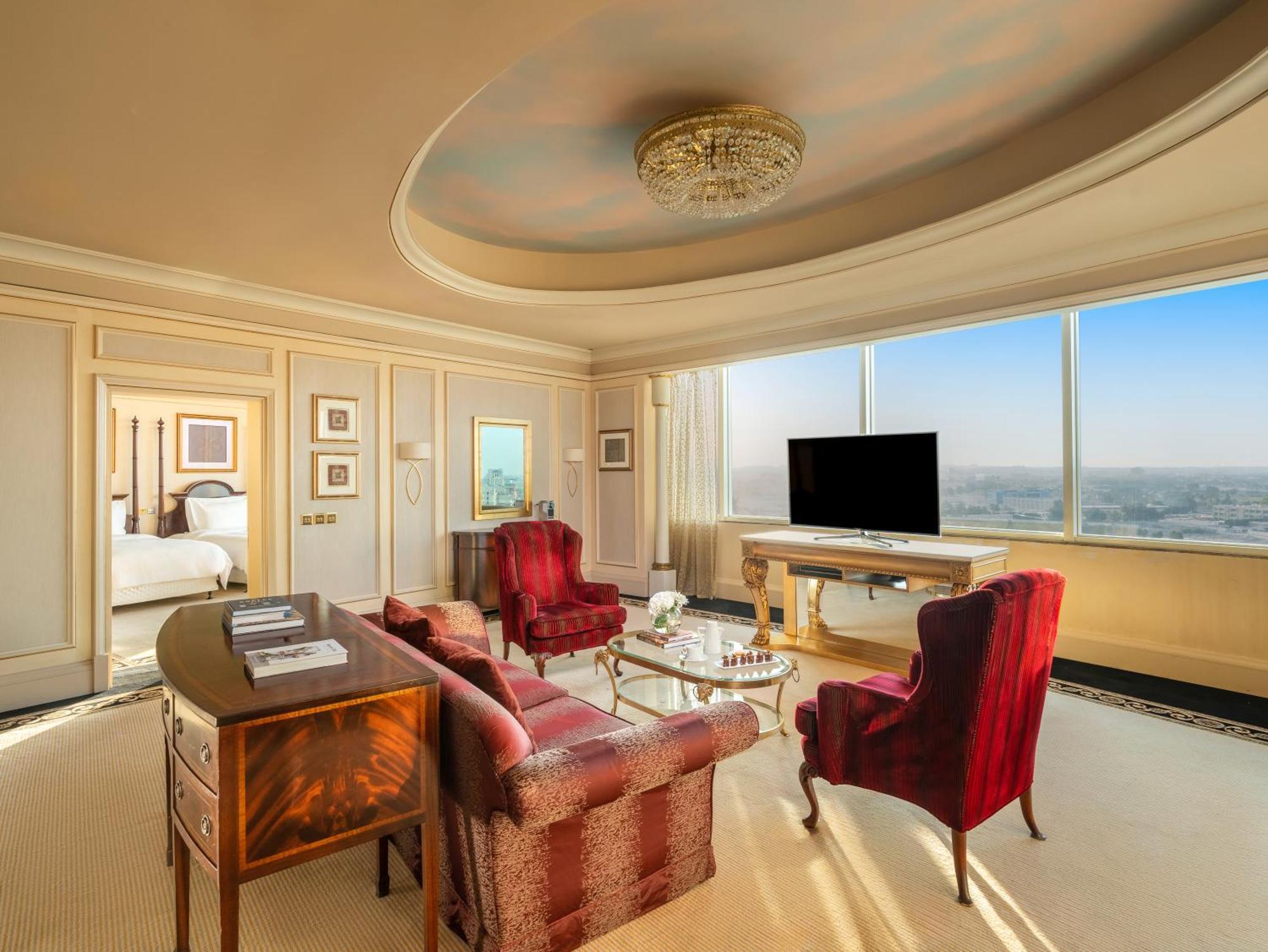 Moevenpick Hotel Al Khobar Eksteriør billede A suite at the Atlantis The Royal