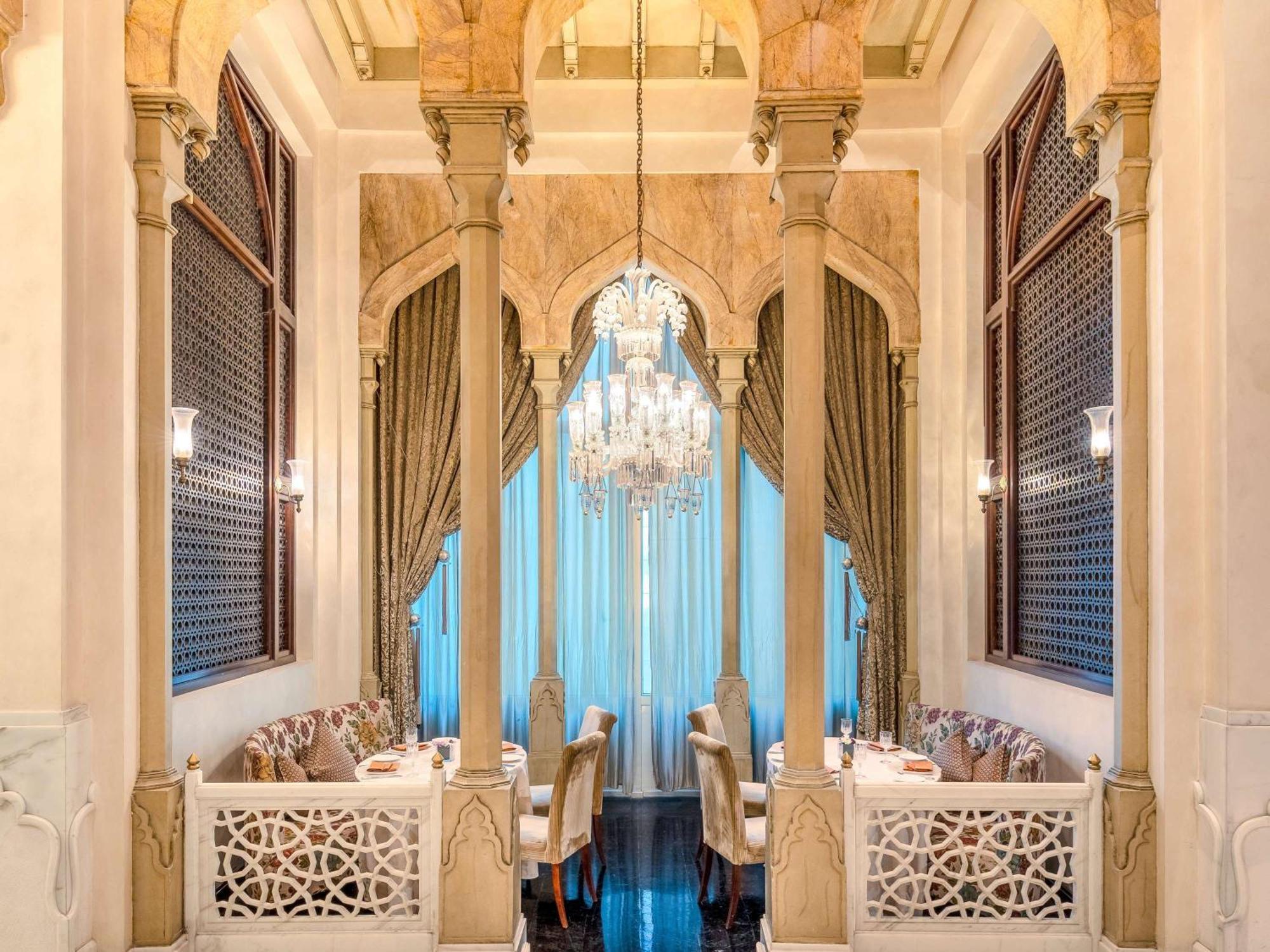 Moevenpick Hotel Al Khobar Eksteriør billede The restaurant